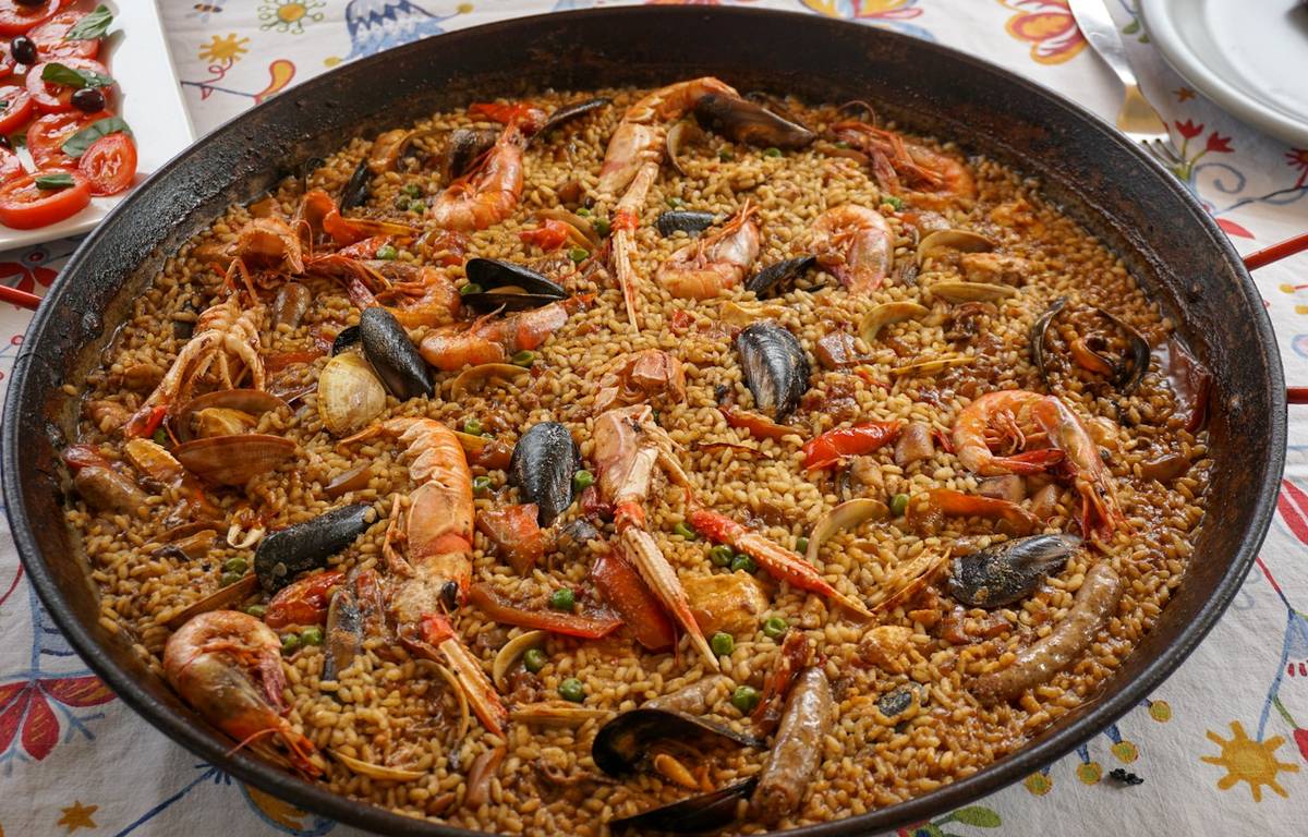 Spain's Food Delivery Market: An Analytical Overview